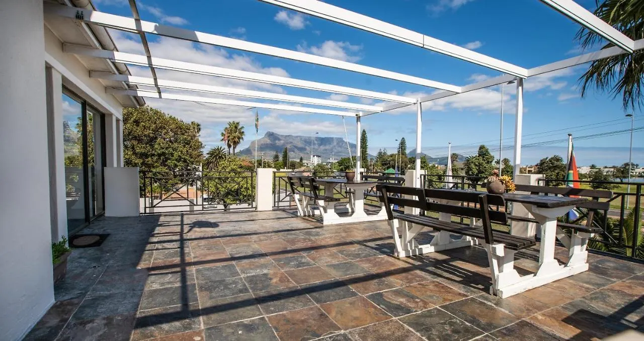 Woodbridge Lodge Cape Town Oda ve Kahvaltı